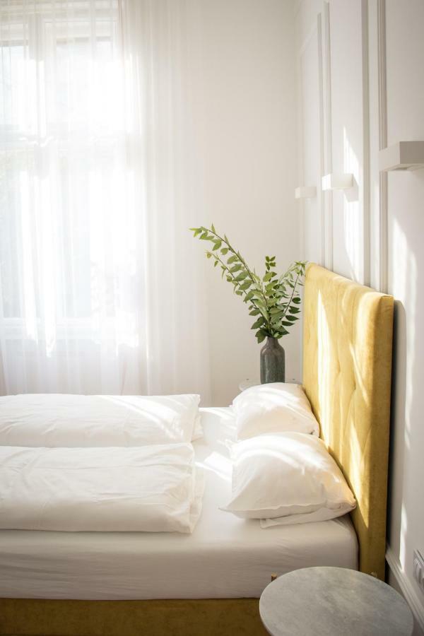 Deák20 Residence Szeged Esterno foto